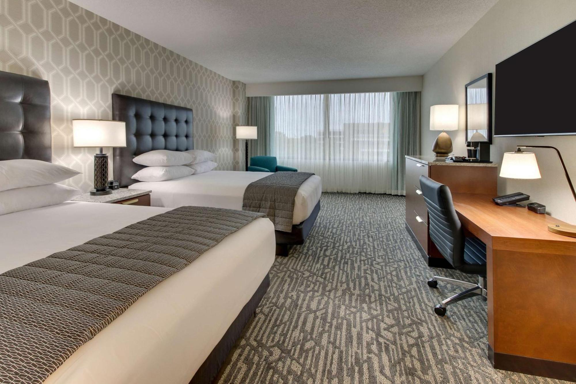 Drury Plaza Hotel Richmond 格伦艾伦 外观 照片