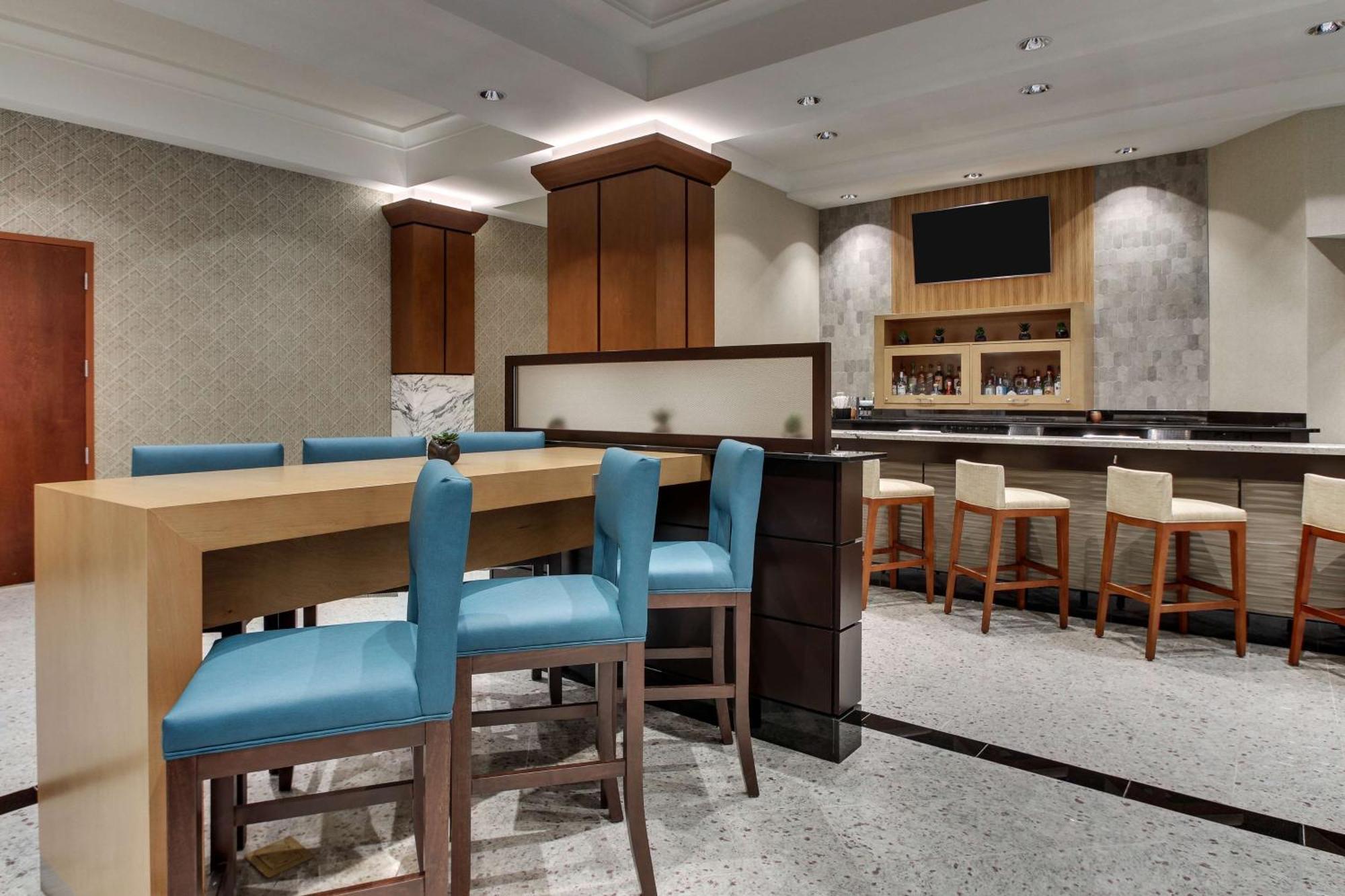 Drury Plaza Hotel Richmond 格伦艾伦 外观 照片