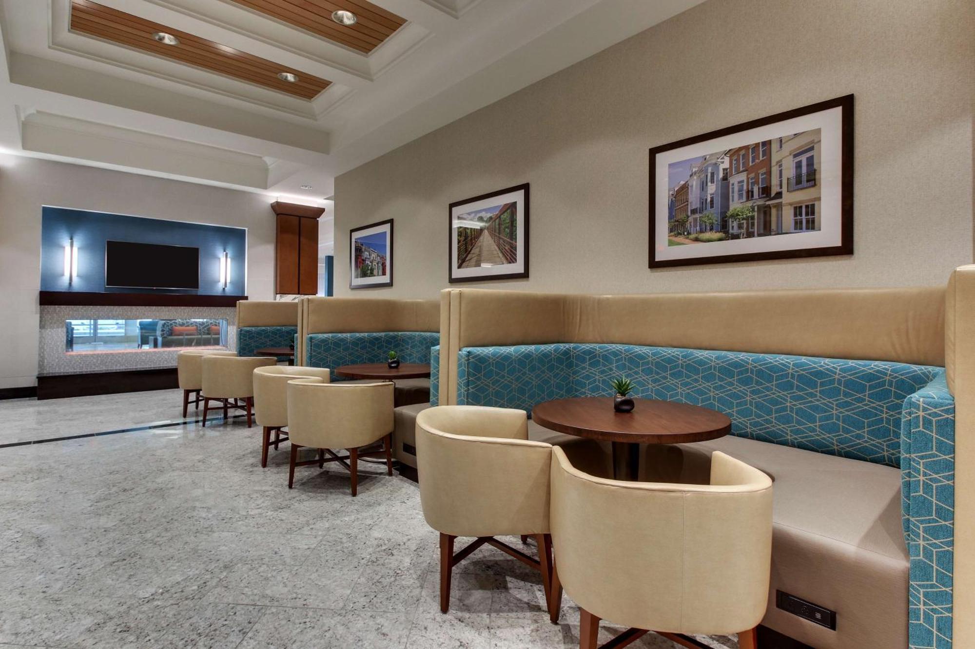 Drury Plaza Hotel Richmond 格伦艾伦 外观 照片
