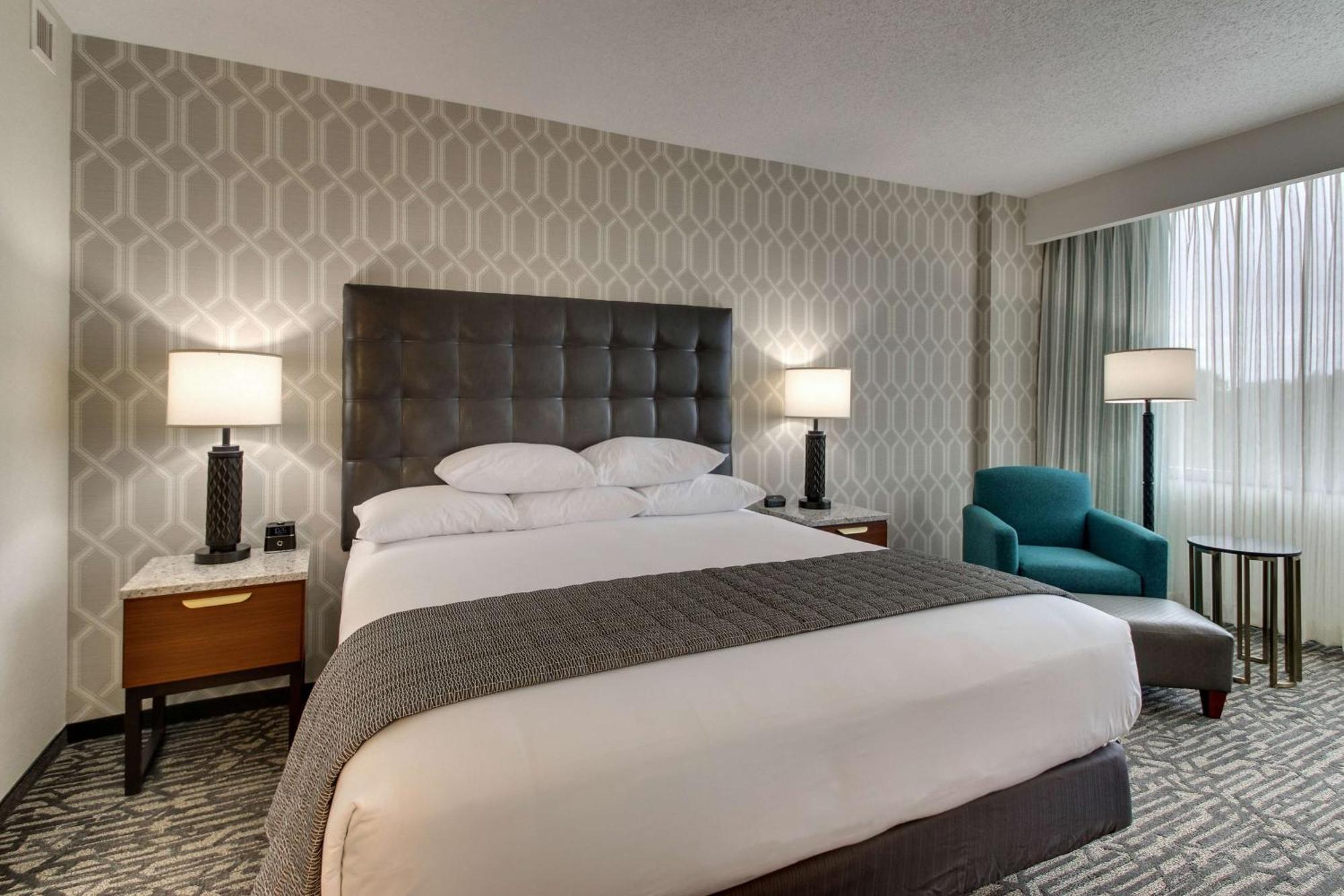 Drury Plaza Hotel Richmond 格伦艾伦 外观 照片